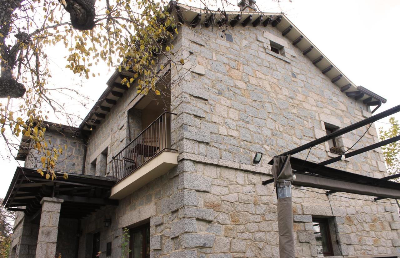 Hotel Los Corrales De Soto Soto Real Exterior foto
